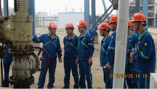 女教师の爆乳BD在线观看