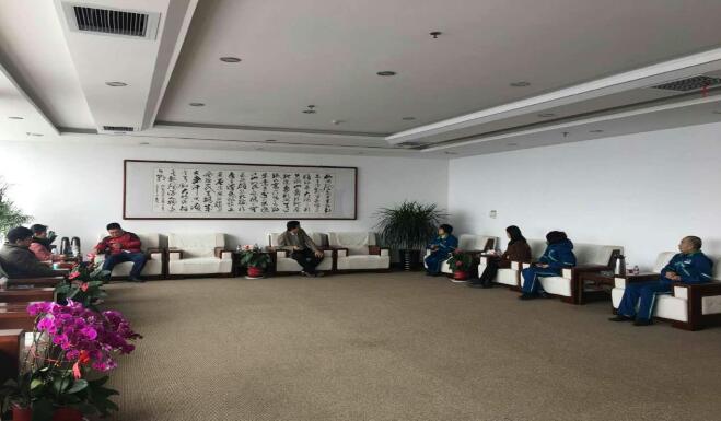 女教师の爆乳BD在线观看