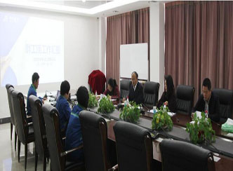 东营港管委会群工部部长张光国带队到赫邦公司调研群团工作