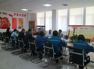 东营市总工会副主席巩天兵一行到赫邦公司检查指导民主管理工作 