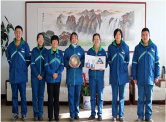 赫邦公司举办退休职工欢送会 