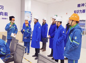 东营市民营企业高质量发展服务队八队到赫邦公司进行参观检查