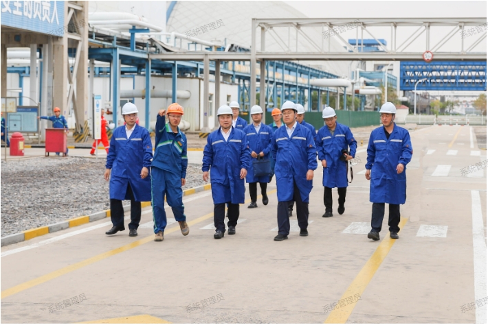 女教师の爆乳BD在线观看